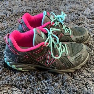 New Balance Women’s S73v2 Trail Running 🏃‍♀️ Shoe